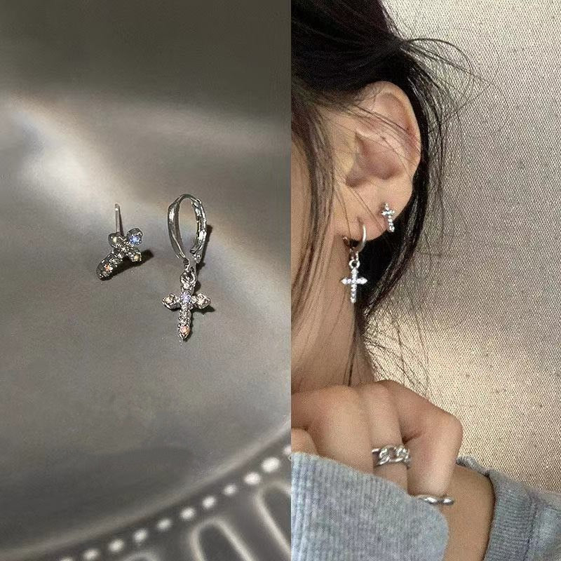 Cute Korean Earrings Heart Bling Zircon Stone Rose Gold Color Stud Earring for Women Fashion Jewelry 2025 New Gift